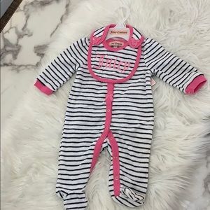 **Brand New** Girls Footie w/Bib
